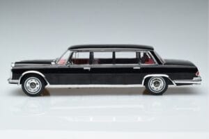 Mercedes 600 LWB Pullman W100 Черен MCG 1:18 MCG18187 Метал — снимка 3 от 6
