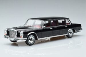 Mercedes 600 LWB Pullman W100 Черен MCG 1:18 MCG18187 Метал
