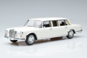 Mercedes S-Class 600 W100 LWB Pullman Бял MCG 1:18 MCG18188 Метал