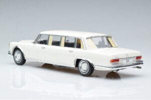Mercedes S-Class 600 W100 LWB Pullman Бял MCG 1:18 MCG18188 Метал — снимка 5 от 6