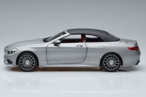 Mercedes S-Class A217 Кабриолет Сив Norev 1:18 B66960355 Метал — снимка 4 от 8