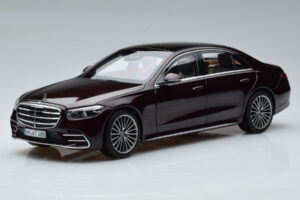 Mercedes S-Class W223 AMG Line Червен Norev 1:18