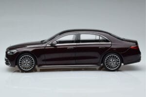 Mercedes S-Class W223 AMG Line Червен Norev 1:18 183804 Метал — снимка 5 от 8