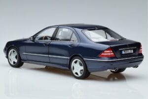 Mercedes S55 AMG W220 Син Norev 1:18 183817 Метал — снимка 6 от 7