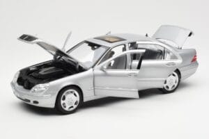 Mercedes S600 W220 Сребрист Металик Norev 1:18 183810 Метал — снимка 2 от 8