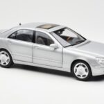 Mercedes S600 W220 Сребрист Металик Norev 1:18 - image 6 of 8