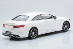 Mercedes AMG S63 C217 Coupe Бял GT Spirit 1:18 B66960372 Смола — снимка 2 от 6
