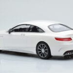 Mercedes AMG S63 C217 Coupe Бял GT Spirit 1:18 - image 5 of 6