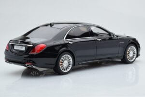Mercedes AMG S65 W222 Черен GT Spirit 1:18 ZM043 Смола — снимка 2 от 6