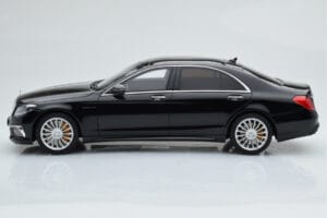Mercedes AMG S65 W222 Черен GT Spirit 1:18 ZM043 Смола — снимка 3 от 6