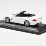 Mercedes SL 55 AMG R230 Бял Minichamps 1:43 - image 3 of 4