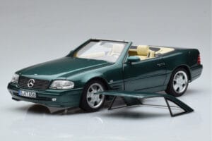 Mercedes SL500 R129 Зелен Металик Norev 1:18 183753 Метал — снимка 3 от 8