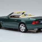 Mercedes SL500 R129 Зелен Металик Norev 1:18 183753 Метал - image 7 of 8