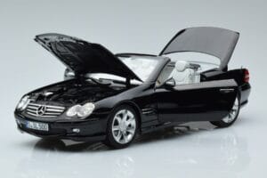 Mercedes SL500 R230 Черен Norev 1:18 183840 Метал — снимка 2 от 8