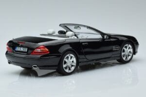 Mercedes SL500 R230 Черен Norev 1:18 183840 Метал — снимка 3 от 8
