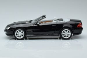 Mercedes SL500 R230 Черен Norev 1:18 183840 Метал — снимка 4 от 8