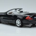Mercedes SL500 R230 Черен Norev 1:18 183840 Метал - image 6 of 8