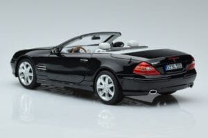 Mercedes SL500 R230 Черен Norev 1:18 183840 Метал — снимка 6 от 8