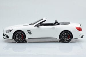 Mercedes AMG SL63 R231 Бял GT Spirit 1:18 B66965708 Смола — снимка 3 от 6