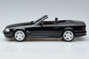 Mercedes SL73 AMG R129 Otto 1:18 OT958 Смола — снимка 3 от 6