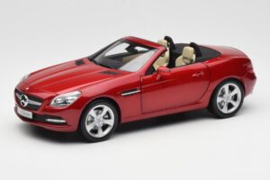 Mercedes SLK R172 Designo Zircon Червен Minichamps 1:18