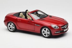 Mercedes SLK R172 Designo Zircon Червен Minichamps 1:18 B66960513 Метал — снимка 6 от 8