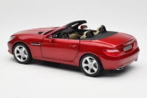 Mercedes SLK R172 Designo Zircon Червен Minichamps 1:18 B66960513 Метал — снимка 7 от 8