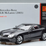 Mercedes SLR McLaren Черен CMC 1:18 - image 10 of 10