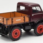 Mercedes Unimog 401 With Westfalia Cabin Schuco 1:18 - image 3 of 8