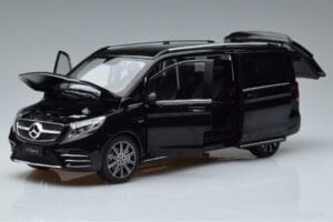 Mercedes V-Class W447 V260L Черен Mercedes 1:18 QALCN89911150 Метал — снимка 2 от 8