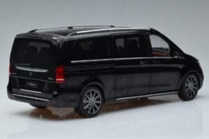 Mercedes V-Class W447 V260L Черен Mercedes 1:18 QALCN89911150 Метал — снимка 3 от 8
