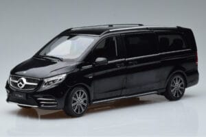 Mercedes V-Class W447 V260L Черен Mercedes 1:18 QALCN89911150 Метал