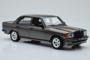 Mercedes W123 AMG 280 Сив Otto 1:18 OT750 Смола — снимка 4 от 6