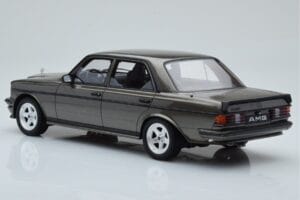 Mercedes W123 AMG 280 Сив Otto 1:18 OT750 Смола — снимка 5 от 6