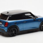 Mini Cooper S F56 Island Син Otto 1:18 - image 2 of 6