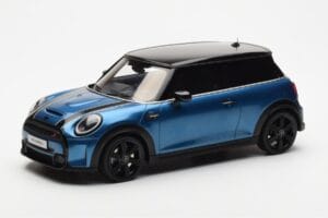 Mini Cooper S F56 Island Син Otto 1:18