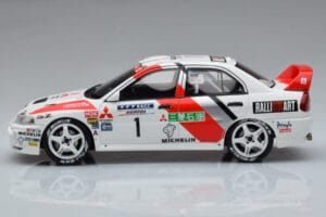 Mitsubishi Lancer Evo 4 T. Makinen / S. Harjanne Rally Catalunya 1997 Otto 1:18 OT409 Смола — снимка 3 от 6