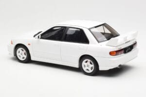Mitsubishi Lancer Evo III Scotia Бял Otto 1:18 OT1065 Смола — снимка 5 от 6