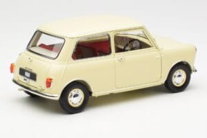 Morris Mini Minor Бял Kyosho 1:18 08964W Метал — снимка 3 от 8