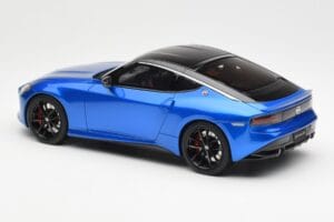 Nissan Fairlady Z Z35 Bayside Син GT Spirit 1:18 GT387 Смола — снимка 5 от 6
