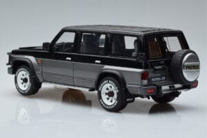 Nissan Patrol GR Y60 Сив Otto 1:18 OT993 Смола — снимка 5 от 6
