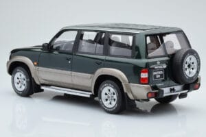 Nissan Patrol GR Y61 Зелен Otto 1:18 OT433 Смола — снимка 4 от 5