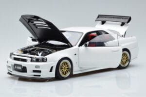 Nissan Skyline GT-R R34 Nismo Z-Tune Бял MotorHelix 1:18 M83407 Метал — снимка 2 от 11