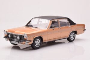 Opel Diplomat B Бежов Металик MCG 1:18