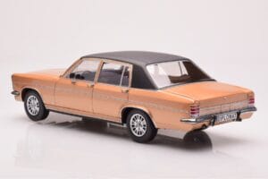 Opel Diplomat B Бежов Металик MCG 1:18 MCG18335 Метал — снимка 5 от 6