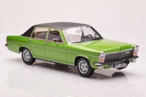 Opel Diplomat B Зелен Металик MCG 1:18 MCG18337 Метал — снимка 4 от 6