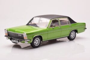 Opel Diplomat B Зелен Металик MCG 1:18