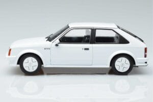 Opel Kadett D GTE Бял MCG 1:18 MCG18268 Метал — снимка 3 от 6