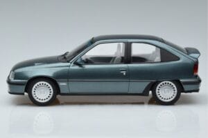 Opel Kadett E GSi Син Металик Norev 1:18 183614 Метал — снимка 3 от 6