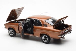 Opel Manta A Бронз Металик Norev 1:18 183624 Метал — снимка 5 от 8
